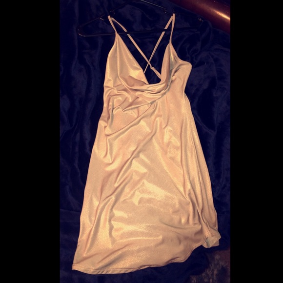 Slinky little silver/gold mini dress! - Picture 3 of 5